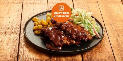 Spareribs met krieltjes en appeltjessalade