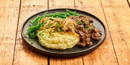 Oma's hachee met boontjes en aardappelpuree