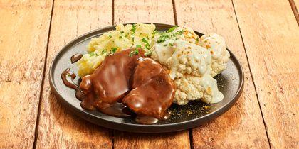 Sudderlapjes met pastinaakpuree en bloemkool