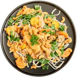 Thaise curry met kip, noedels en groenten