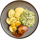 Rundervink met romige andijvie en aardappelen