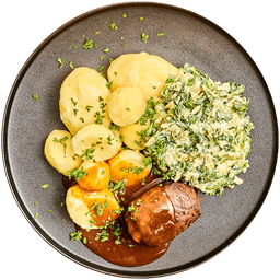 Rundervink met romige andijvie en aardappelen