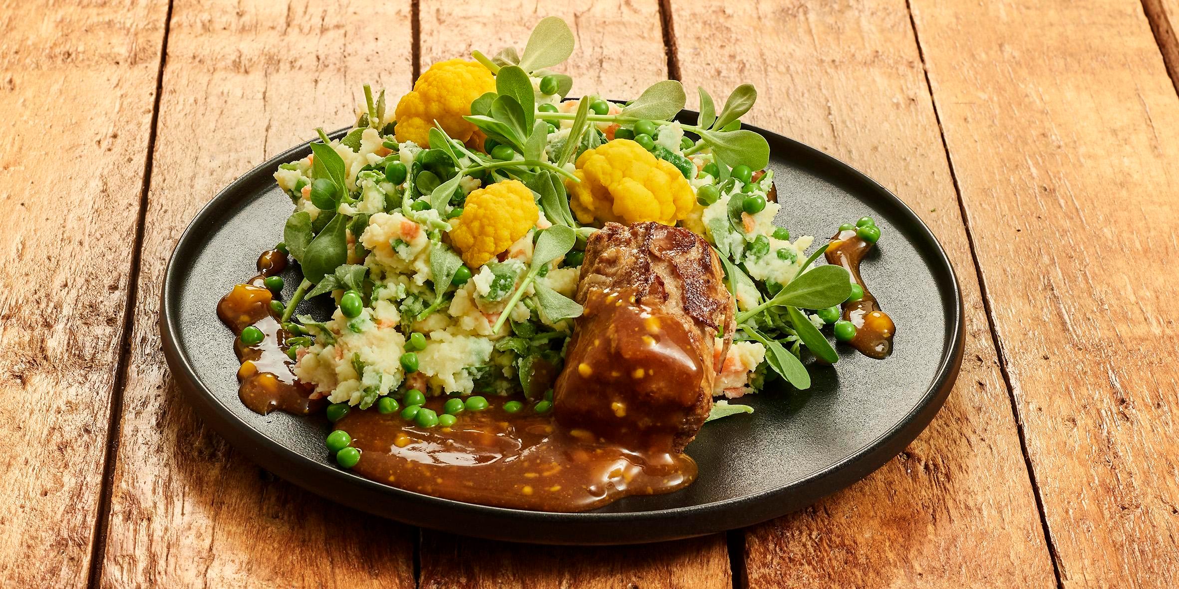 Rudolph's Special: Goudse slavink met zomerstamppot