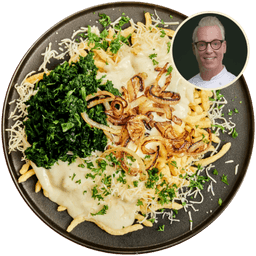 Rudolph’s käsespätzle met paddenstoelen en spinazie