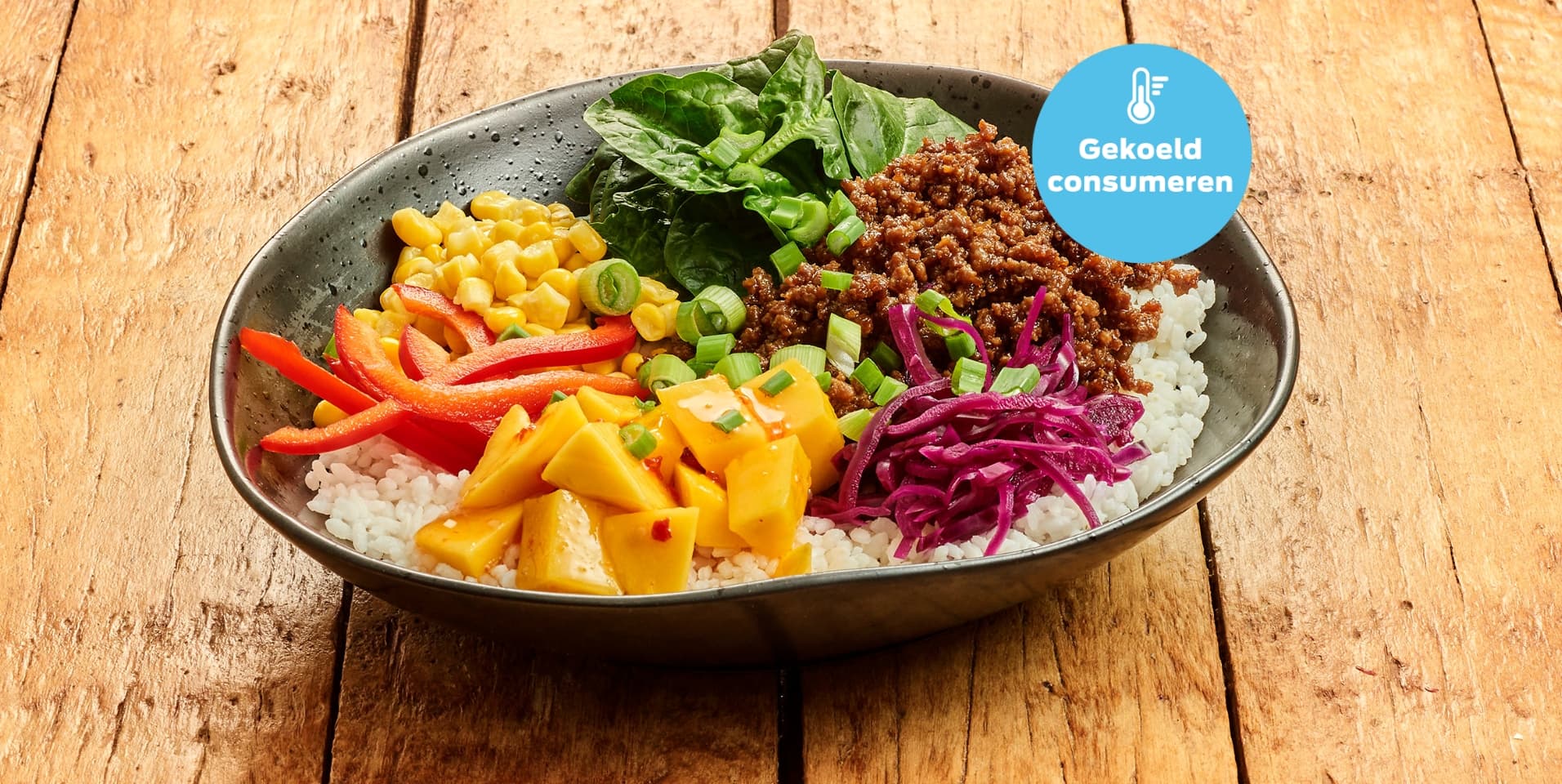 Poké bowl met gekruid gehakt