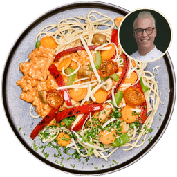 Spaghetti met kipgehakt in tomatensaus en Italiaanse groenten