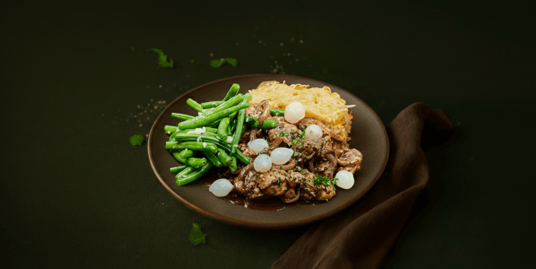 Kip bourguignon met sperziebonen en gratin