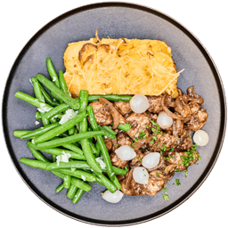 Kip bourguignon met sperziebonen en gratin