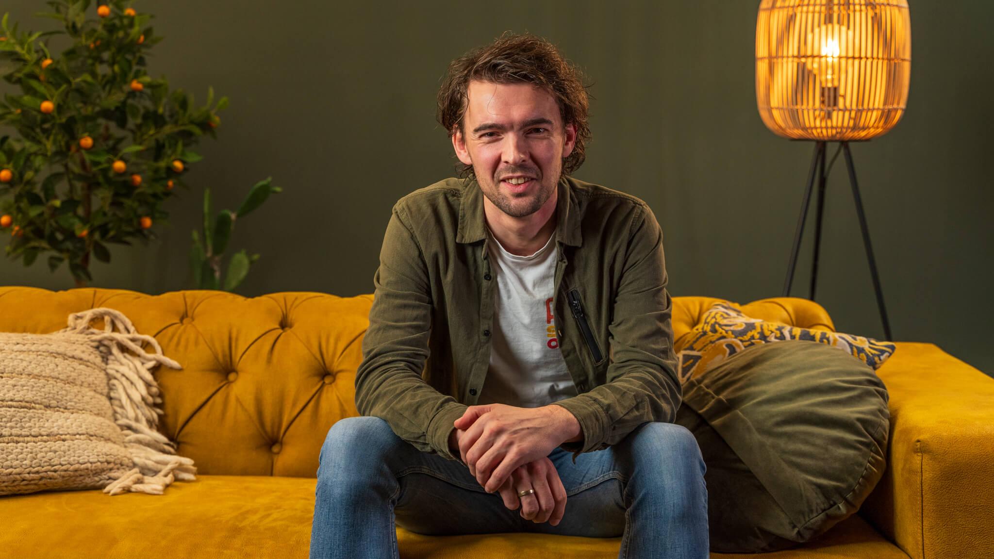 Op de bank met Arthur | Marketingmanager