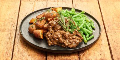 Runderstoofpot met roseval aardappeltjes en bonen