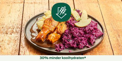 Drumsticks met rodekool, puree en appelcompote