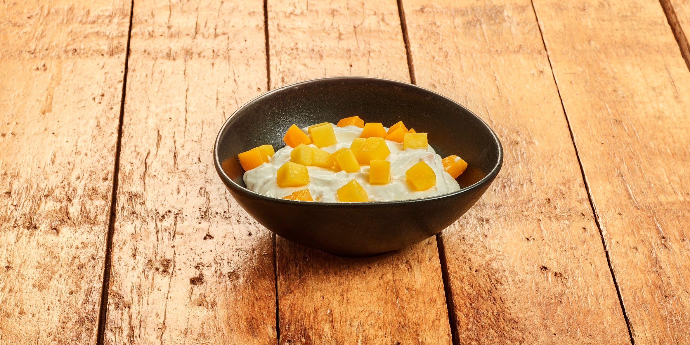 Luchtige yoghurt perzik-mango