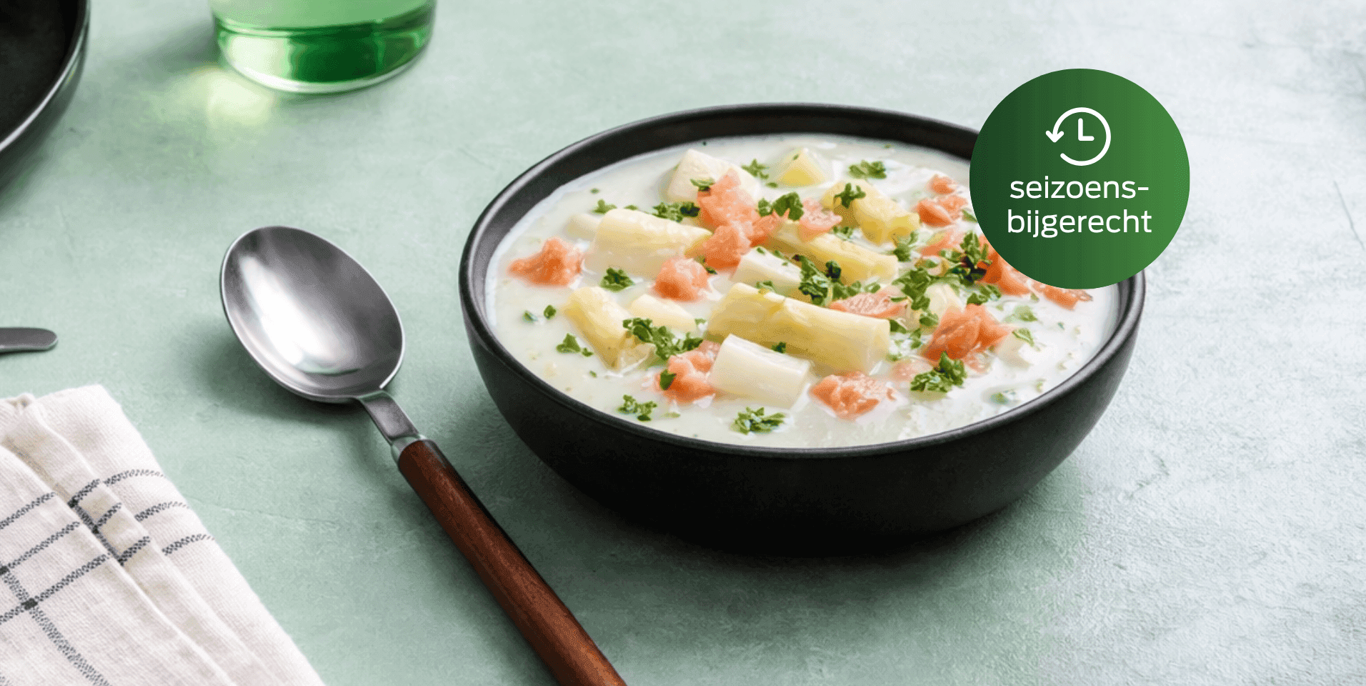 Aspergesoep met zalm