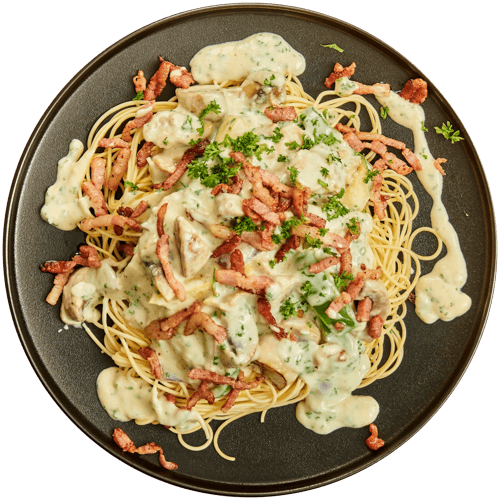 Spaghetti carbonara met kip, groenten en spek
