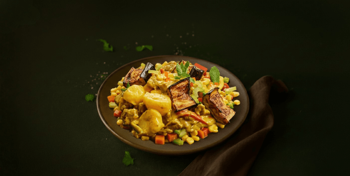Lamsstoof met aubergine, wortel en aardappel