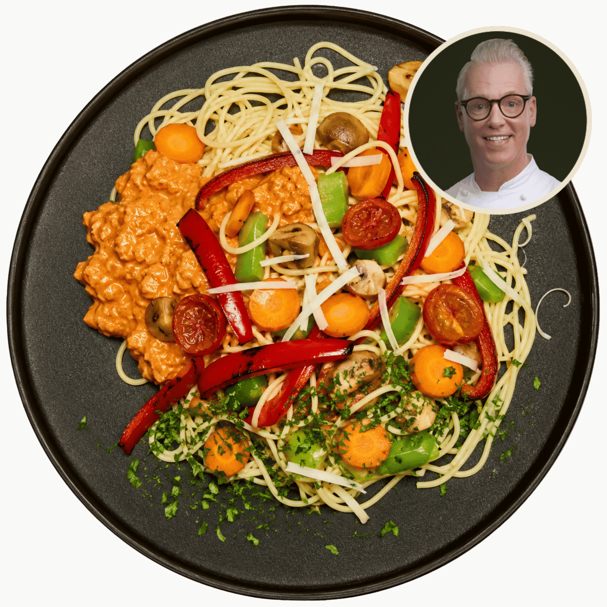 Spaghetti met kipgehakt in tomatensaus en groenten